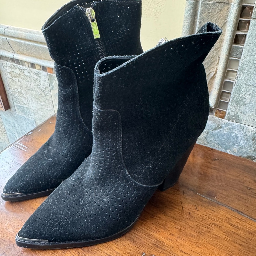 Marc Fisher Black Textured Heeled Boots